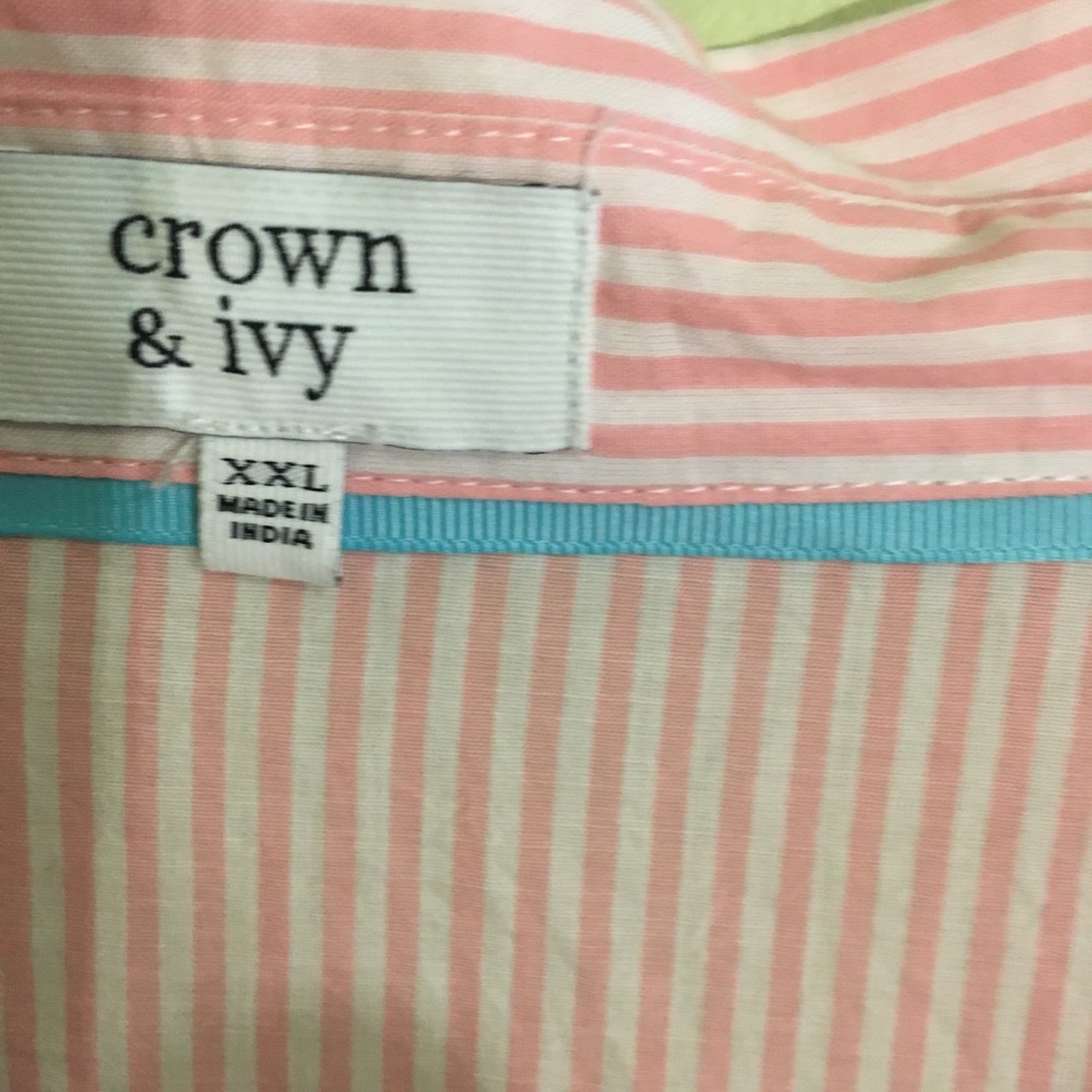 Crown & ivy - Picture 3 of 3